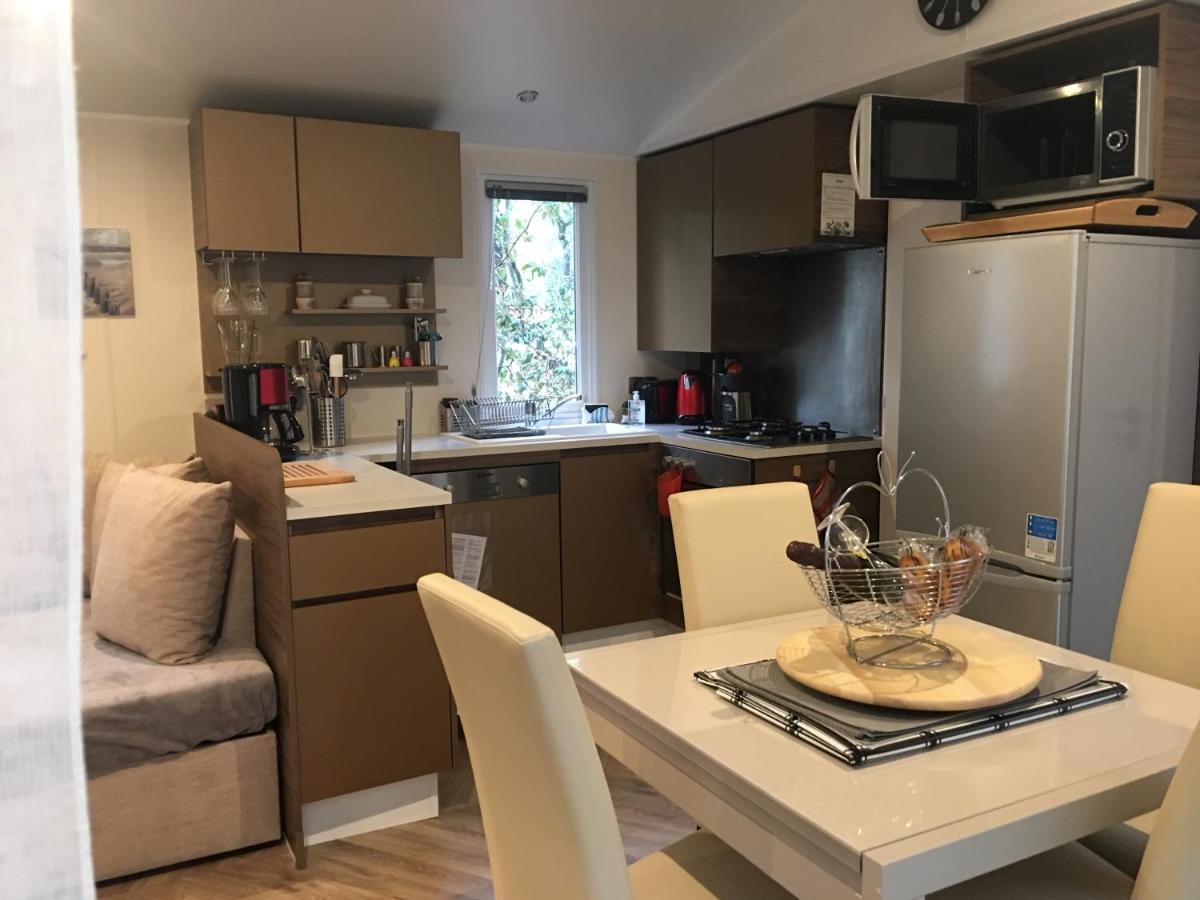 Mobilhome Familial 6 A 7 P 3 Chambres 42 M2 Saint Brevin Les Pierres Couchees 외부 사진