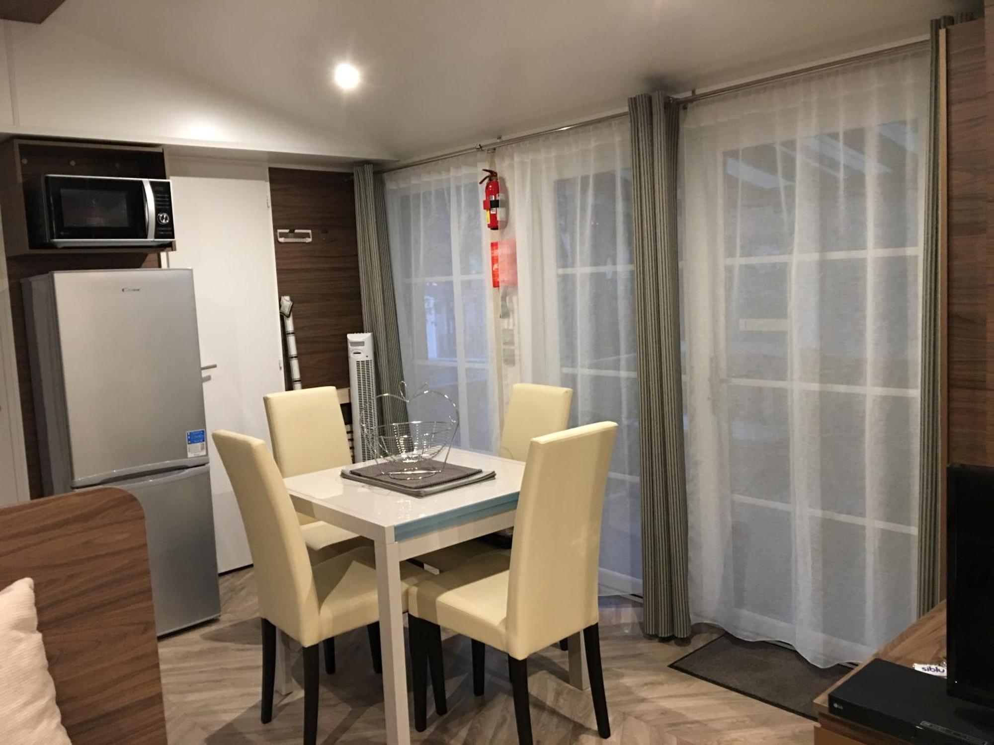 Mobilhome Familial 6 A 7 P 3 Chambres 42 M2 Saint Brevin Les Pierres Couchees 외부 사진